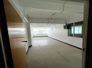 Bodega comercial 910 m²| Calzada Tlalpan