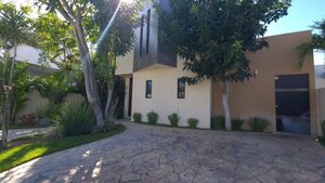 Casa en venta de 3 habitaciones en Conkal
