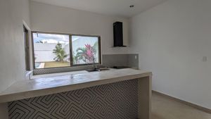 Venta de casa en Conkal con piscina y acabados de alta calidad.