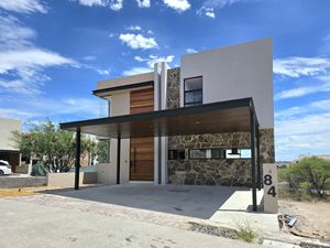 Casa Nueva en Venta en Altozano Queretaro