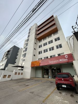 RENTA DEPARTAMENTO FRENTE AL PARQUE TANGAMANGA. Amueblado o sin amueblar