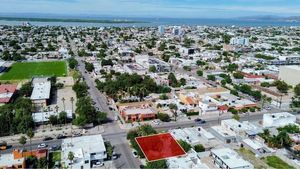 ÁREA COMERCIAL CERCA DE MALECÓN