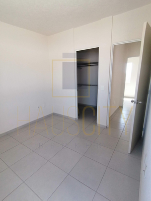 Hermosa Casa en Venta a 5 min. de Tesistán