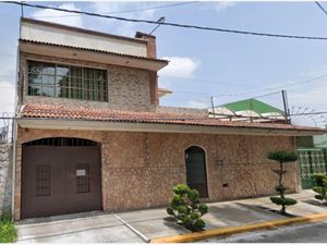 Casa en Venta en Ojo de Agua Tecámac