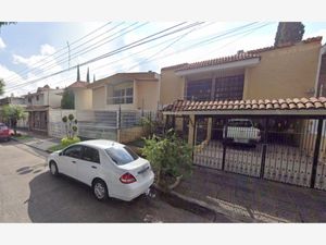 Casa en Venta en Bosques de La Victoria Guadalajara