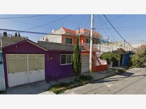 Casa en Venta en Jardines de Morelos Sección Bosques Ecatepec de Morelos