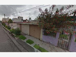 Casa en Venta en Izcalli Jardines Ecatepec de Morelos