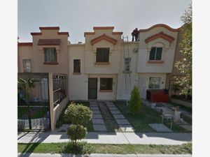 Casa en Venta en Paseos de Santiago Tonalá