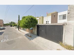 Casa en Venta en Los Olivos Residencial Celaya