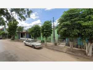 Casa en Venta en INFONAVIT Solidaridad Culiacán