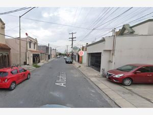 Casa en Venta en Fuentes de San Miguel Guadalupe