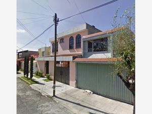 Casa en Venta en Pilares Metepec