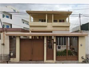 Casa en Venta en Lazaro Cardenas Monterrey