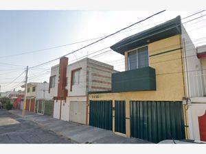 Casa en Venta en Jardines de San Manuel Puebla