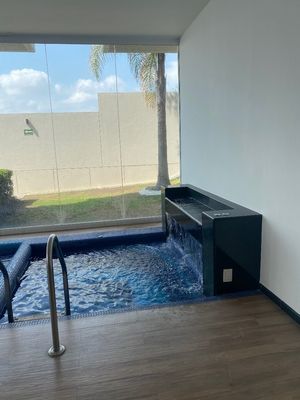 Estrena con precio de oportunidad Penthouse en el Campanario con vista espectacu