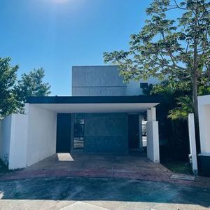 VENTA DE CASA, RESIDENCIA PRIVADA FONTANA