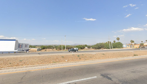 Venta Terreno frente a la Autopista Federal 57 en Pedro Escobedo