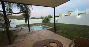 Preciosa casa enRenta en Alura, Cholul, Mérida