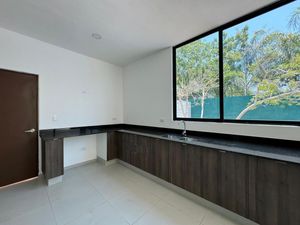 HERMOSA CASA EN VENTA MERIDA EN PRIVADA ZENDERA CONKAL (GVC-2365)