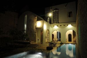 ESPECTACULAR CASA COLONIAL EN VENTA MERIDA CENTRO SANTA LUCIA (AVC-2281)