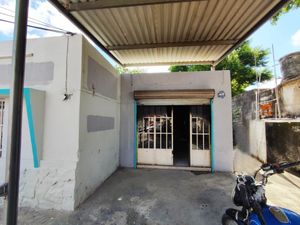 CASA EN VENTA MERIDA, JESUS CARRANZA (AVC-2204)