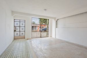 LINDA CASA SOLA PLANTA CERCA CENTENARIO (AVC-2302)