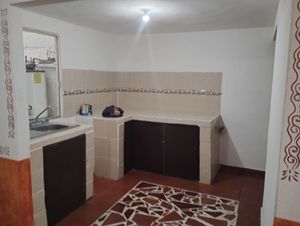 SE VENDE CASA REMODELADA  "GRAN OPORTUNIDAD"