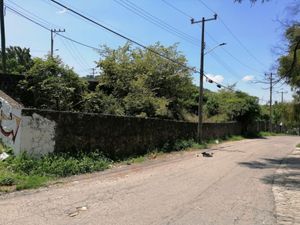 TERRENO PROPIO PARA CONSTRUCTORES, INMOBILIARIOS ,  EN JIUTEPEC MOR.