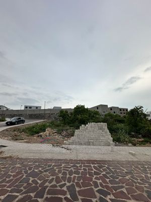 TERRENO EN ZIBATA CON VISTA AL CAMPO DE GOLF