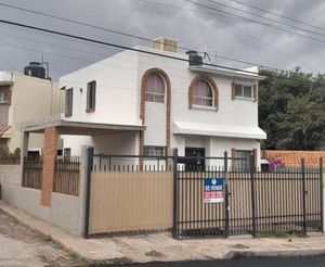 CASA EN VENTA EN CAMPANARIO