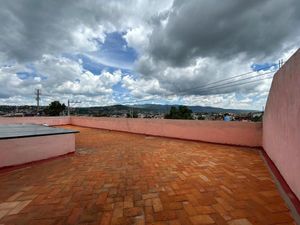 Casa Con locales Comerciales en Venta - EdBo