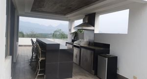 Casa en venta en privada del Arco; Cieneguilla Stgo N.L