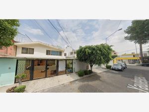 Casa en Venta en Vergel del Sur Tlalpan