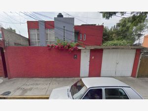 Casa en Venta en Viejo Ejido de Santa Úrsula Coapa Coyoacán