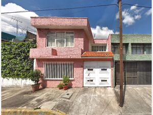 Casa en Venta en Constitucion de 1917 Iztapalapa