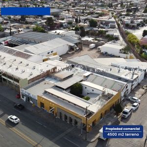 PROPIEDAD COMERCIAL, EN  VENTA UBICADA EN AV. ZARCO