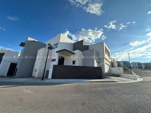 CASA  EN VENTA  UBICADA EN VISTAS