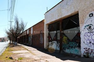 TERRENO Y BODEGA EN VENTA  EN AV.  INDEPENDENCIA