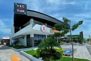 Locales comerciales en renta en Plaza Vector