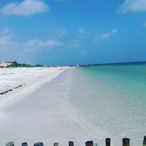 Terreno de 420m2 en Tercera Fila de la Playa en Chelem, Yucatán