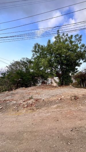 TERRENO EN VENTA EN ESQUINA AL SUR PONIENTE DE TUXTLA