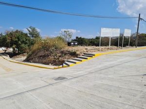 TERRENO EN ESQUINA UBICADO EN COPOYA, CHIAPAS