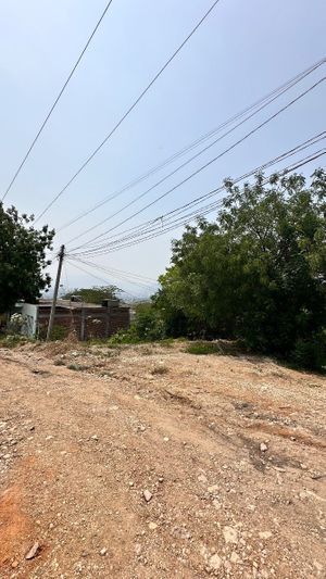 TERRENO EN VENTA EN ESQUINA AL SUR PONIENTE DE TUXTLA