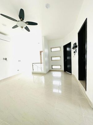 CASA EN VENTA EN CIUDAD DEL CARMEN EN FRACCIONAMIENTO RAICES