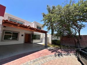 Se vende excelente casa Santa Fe Aguascalientes