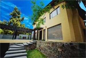 Casa en venta en Valle de Bravo.