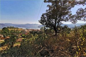 Terreno con vista al lago