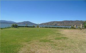 Terreno con vista al lago