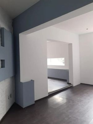 Casa habitación con comercio en venta