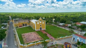 terreno cerca Izamal y tren Maya y Mérida Yucatán sobre carretera